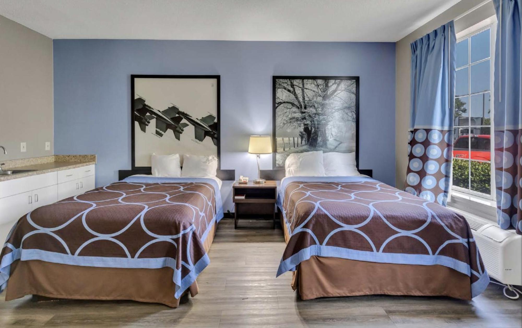 Super 8 By Wyndham Smithfield-Selma Hotel Екстериор снимка
