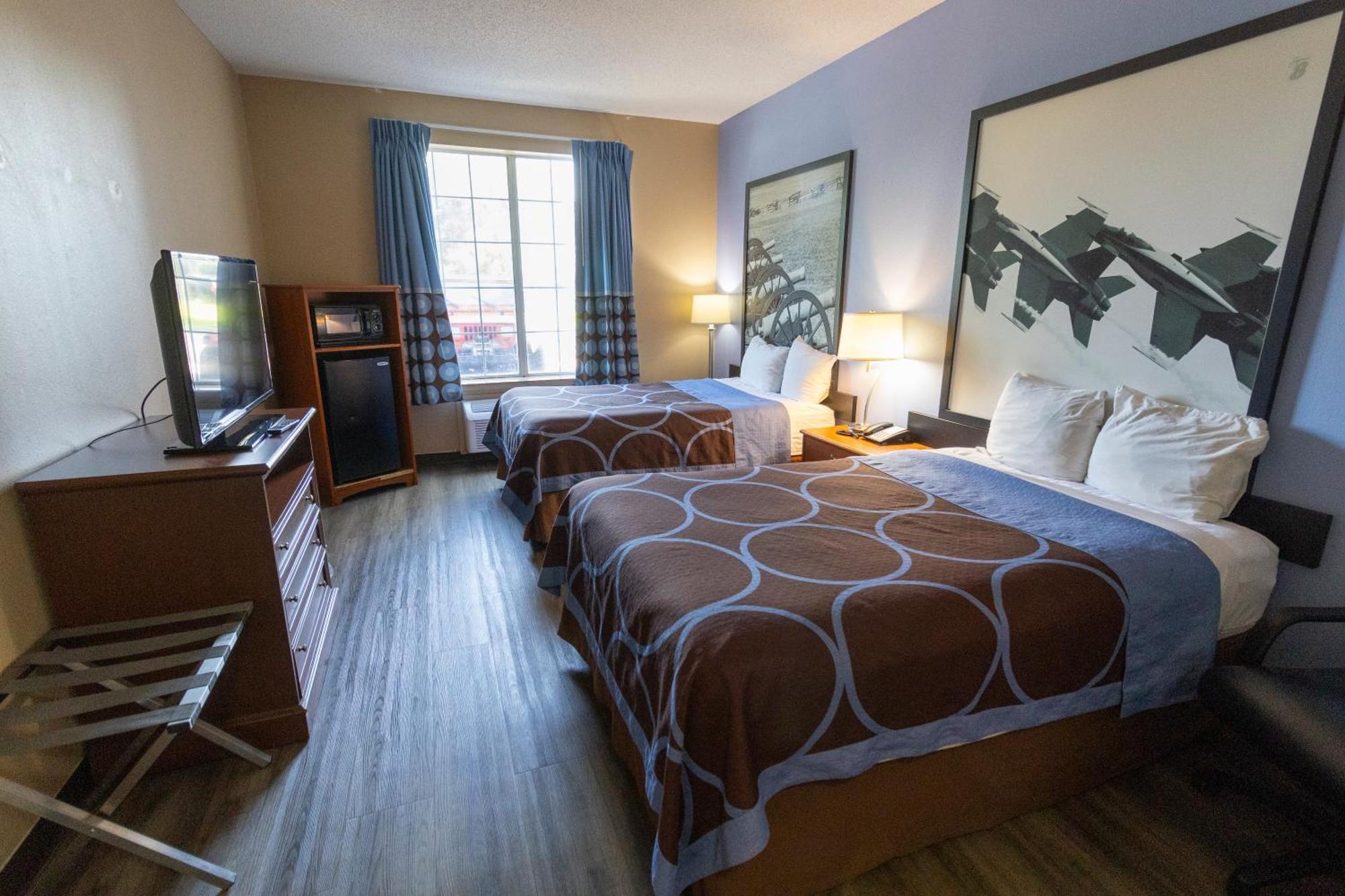 Super 8 By Wyndham Smithfield-Selma Hotel Екстериор снимка