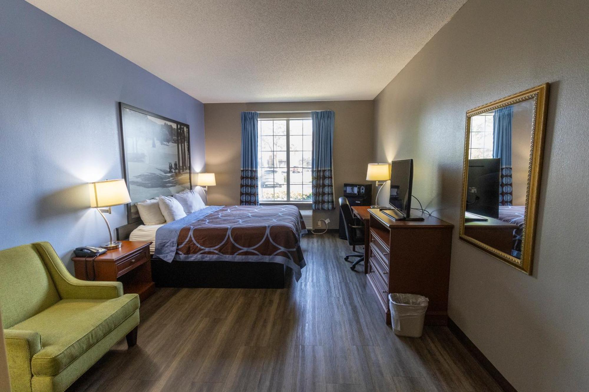 Super 8 By Wyndham Smithfield-Selma Hotel Екстериор снимка