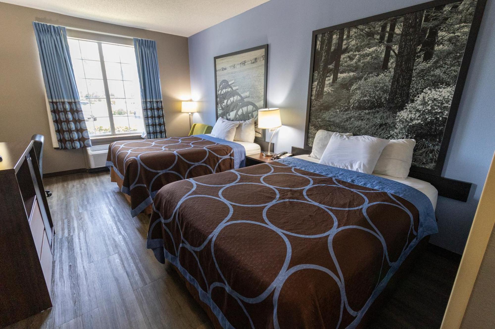 Super 8 By Wyndham Smithfield-Selma Hotel Екстериор снимка