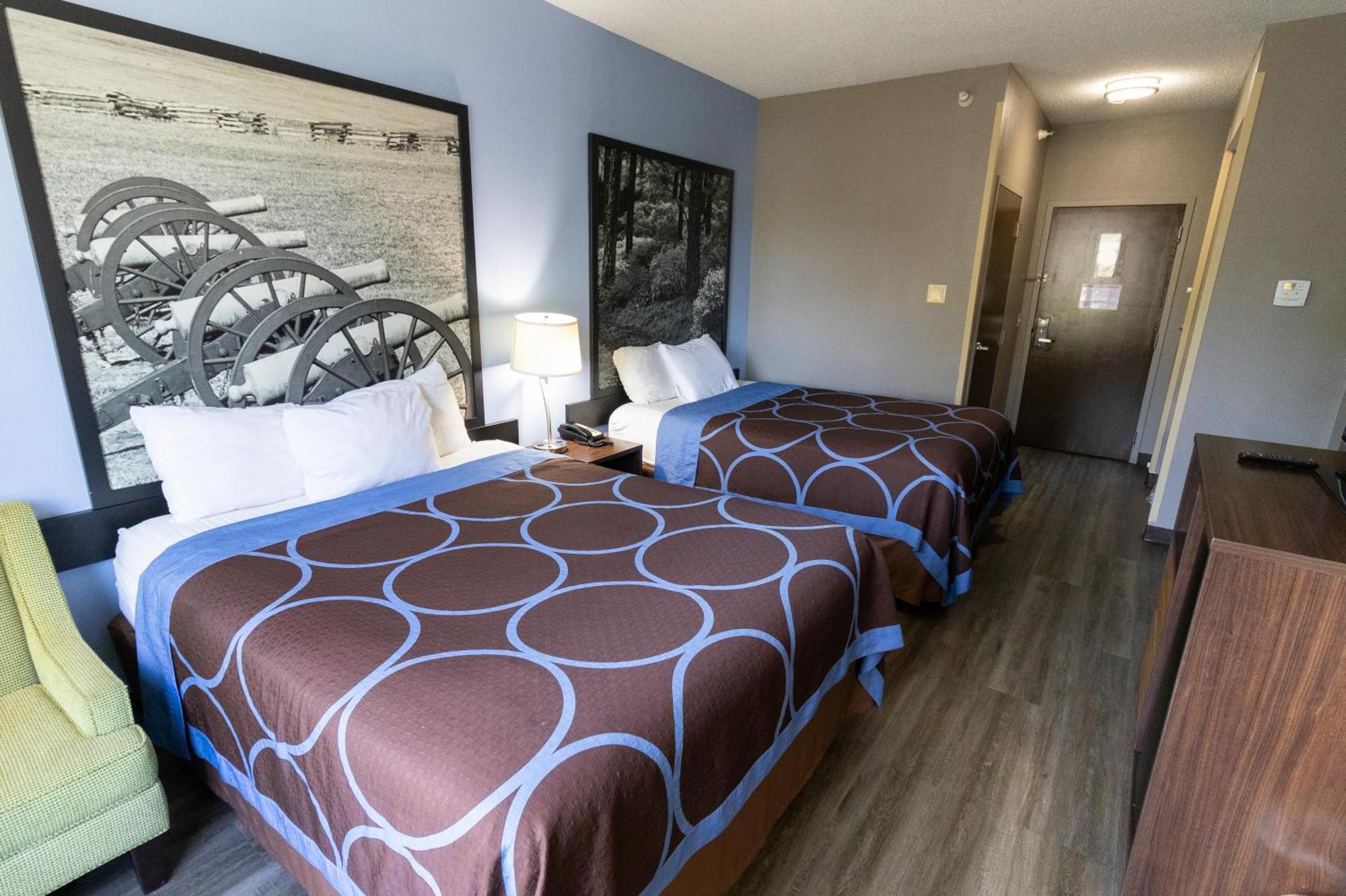 Super 8 By Wyndham Smithfield-Selma Hotel Екстериор снимка